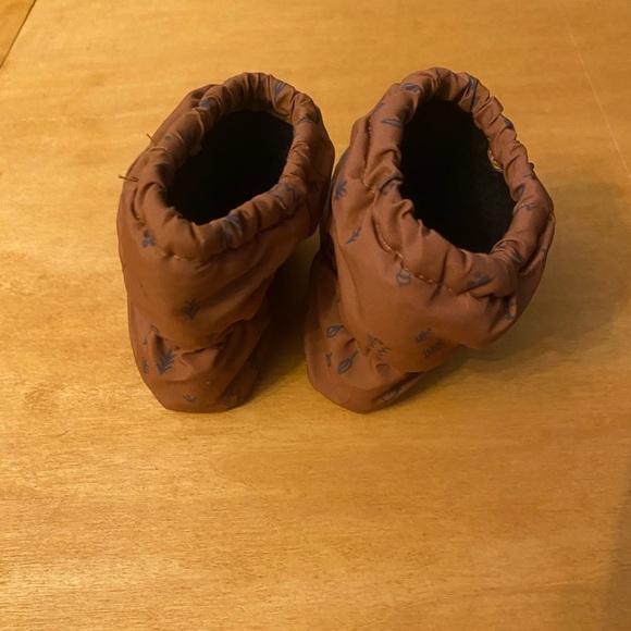 Brown Baby Booties - Picture 2 of 6
